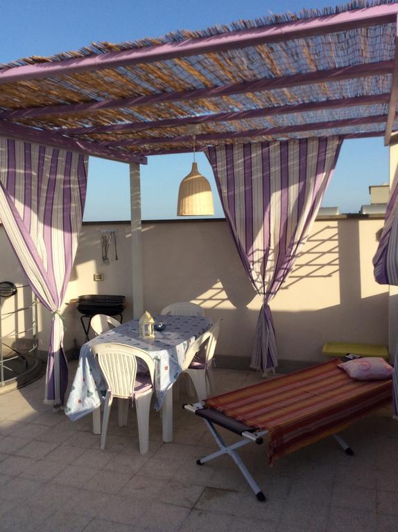 Апартаменты Dolce Casa Di Elena Неттуно Экстерьер фото